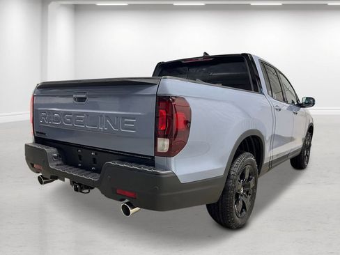 New 2026 Honda Ridgeline Black Edition image 5