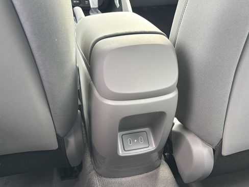 New 2026 Hyundai Elantra Sport FWD image 14