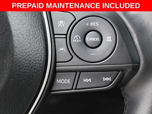Certified 2025 Toyota Corolla Cross XLE FWD image 17