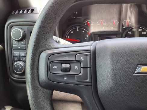 Used 2025 Chevrolet Silverado 2500 Custom w/ Custom Value Package AWD/4WD image 27