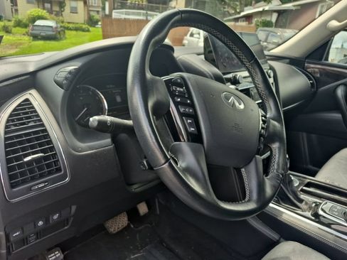 Used 2024 INFINITI QX80 Luxe AWD/4WD image 10