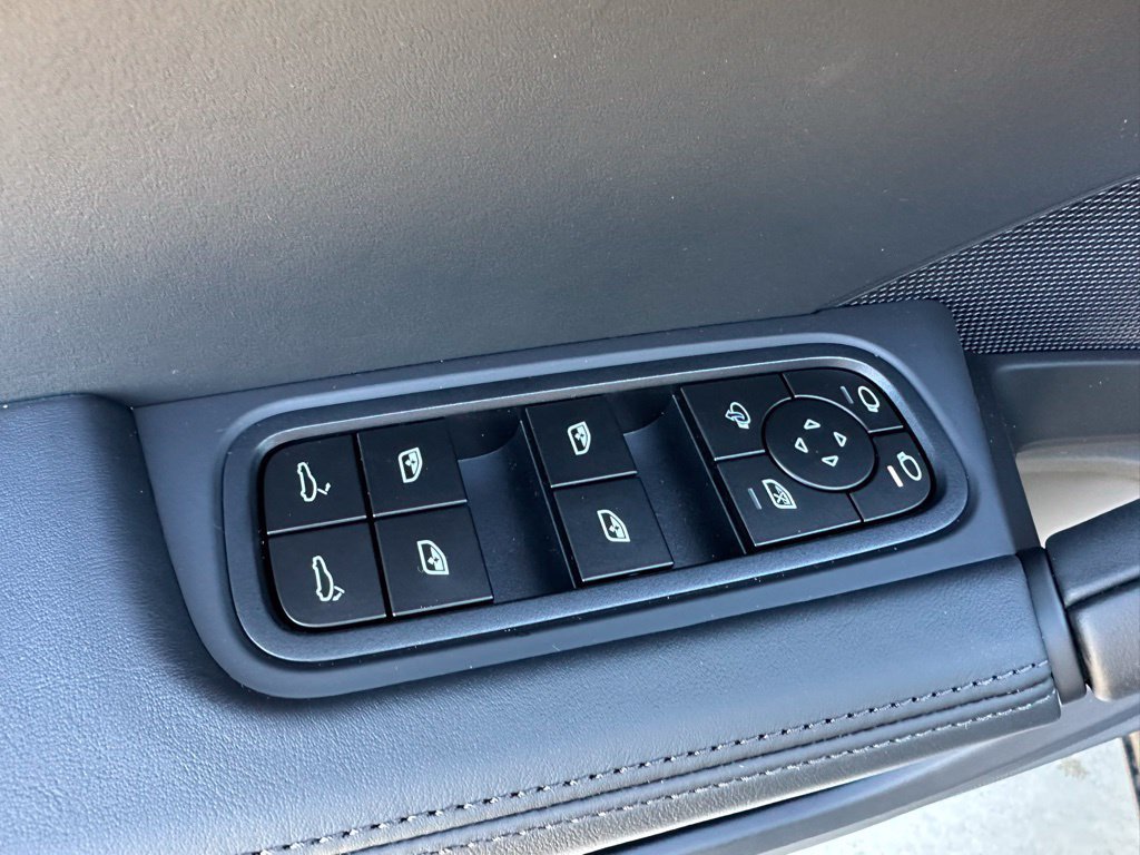 Certified 2026 Porsche Cayenne S AWD/4WD image 20