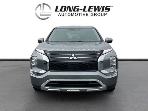 Used 2023 Mitsubishi Outlander SE FWD image 11
