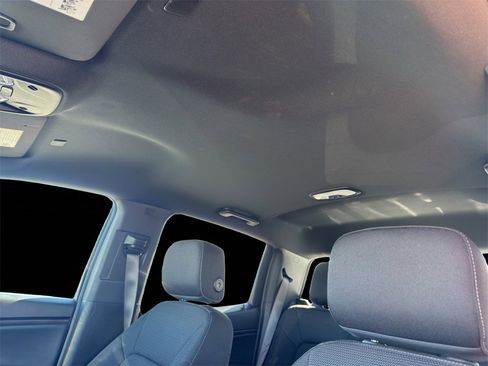 Used 2025 GMC Canyon Elevation image 24