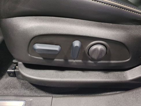 Used 2023 GMC Acadia Denali w/ Denali Ultimate Package image 21