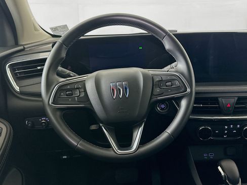 Used 2025 Buick Encore GX Preferred FWD image 18