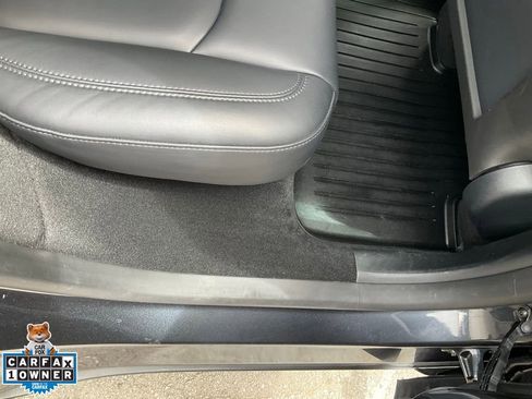 Used 2024 Tesla Model Y Long Range RWD image 52