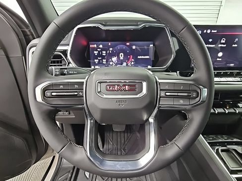 New 2026 GMC Canyon Elevation w/ Convenience Package RWD image 25