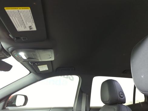 Used 2025 Chevrolet Equinox LT w/ Convenience Package II FWD image 16