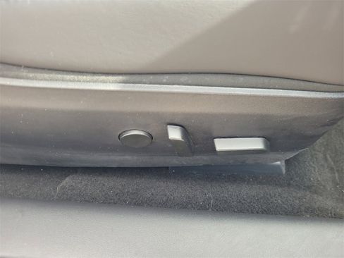 Used 2020 Tesla Model 3 Standard Range image 18