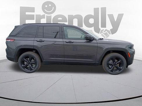 New 2026 Jeep Grand Cherokee Limited AWD/4WD image 3