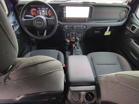 New 2026 Jeep Wrangler Unlimited Rubicon w/ Technology Group image 15