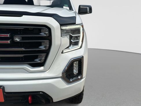 Used 2021 GMC Sierra 1500 AT4 w/ AT4 Preferred Package AWD/4WD image 11