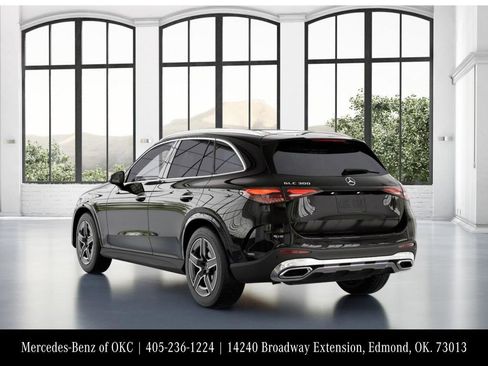 Used 2026 Mercedes-Benz GLC 300 image 28