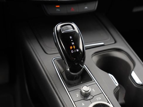 Certified 2025 Cadillac XT4 Premium Luxury image 14