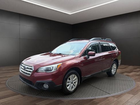 Used 2017 Subaru Outback 2.5i Premium AWD/4WD image 4