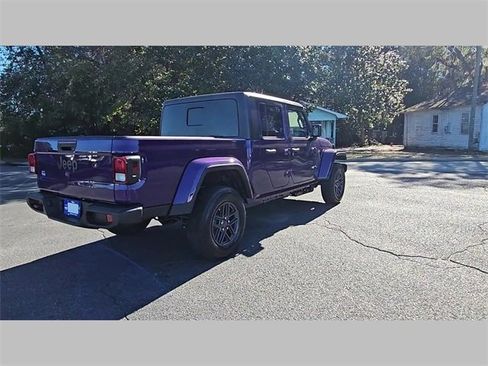 New 2026 Jeep Gladiator Sport image 33