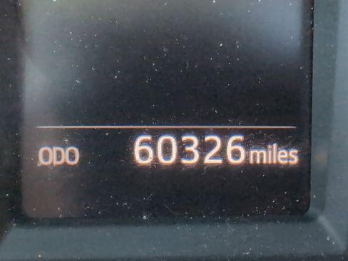 Used 2018 Toyota RAV4 Limited w/ Advanced Technology Package image 22