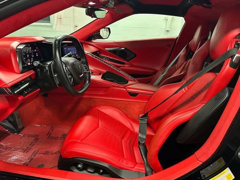 Used 2023 Chevrolet Corvette Stingray Premium Cpe w/ Z51 Performance Package RWD image 19