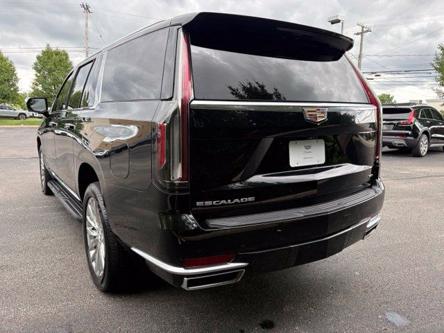 Used 2023 Cadillac Escalade ESV Premium Luxury w/ LPO, Floor Liner Package AWD/4WD image 3