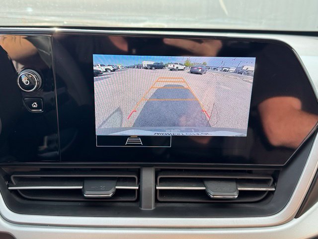 Used 2026 Chevrolet Trax LS w/ LS Convenience Package FWD image 15