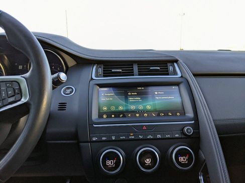 Used 2019 Jaguar E-PACE S image 21