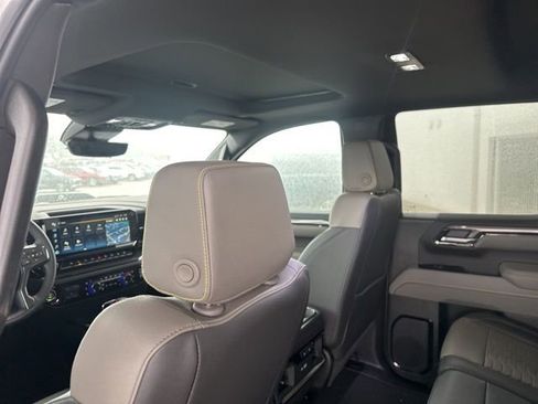New 2026 Chevrolet Silverado 1500 ZR2 AWD/4WD image 32