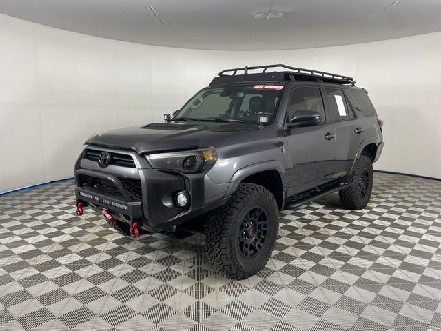 Used 2020 Toyota 4Runner TRD Off-Road Premium AWD/4WD image 1
