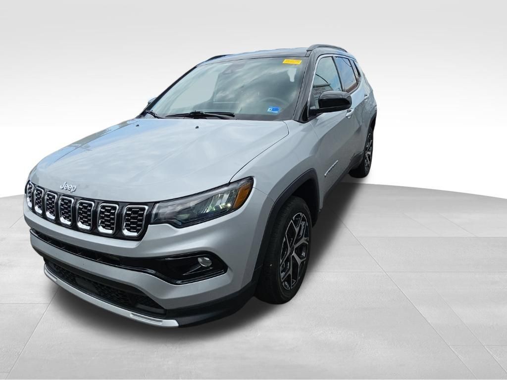 Used 2025 Jeep Compass Limited AWD/4WD image 3