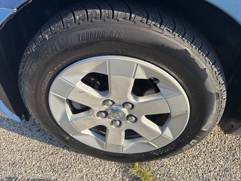 Used 2004 Toyota Prius FWD image 22