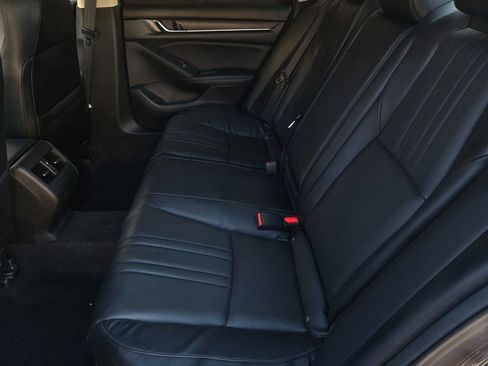 Used 2018 Honda Accord EX-L image 12