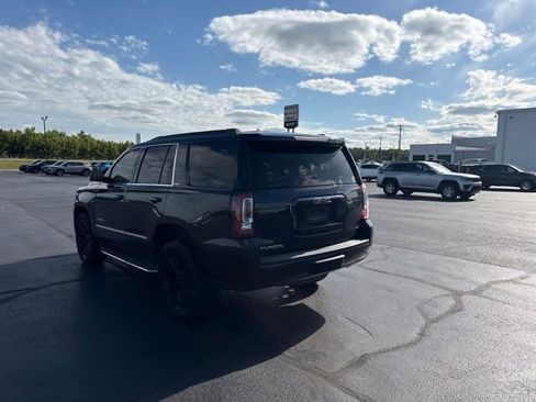 Used 2018 GMC Yukon SLT w/ Premium Edition AWD/4WD image 14