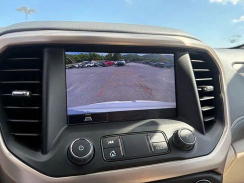 Used 2023 GMC Acadia Denali AWD/4WD image 5