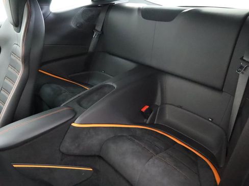 Used 2021 Ferrari Roma image 23