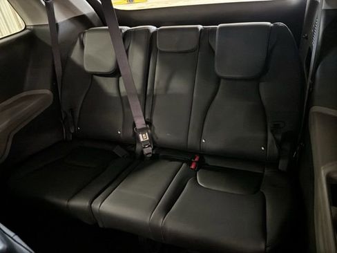 New 2026 Kia Carnival LXS FWD image 13