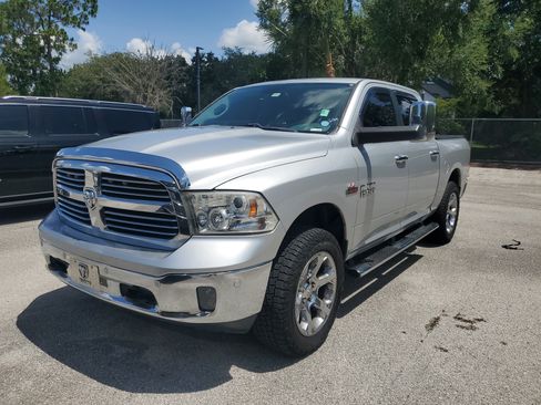 Used 2018 RAM 1500 Big Horn AWD/4WD image 3