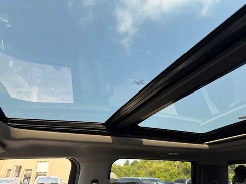 Used 2019 Ford F250 Lariat w/ Lariat Ultimate Package AWD/4WD image 5