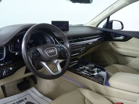 Used 2018 Audi Q7 3.0T Prestige w/ Prestige Package AWD/4WD image 12