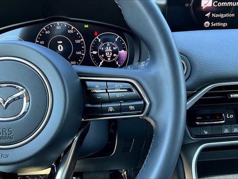 Used 2025 MAZDA CX-70 Plug-In Hybrid w/ Premium Pkg image 24