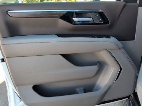 New 2026 Chevrolet Tahoe LS image 15