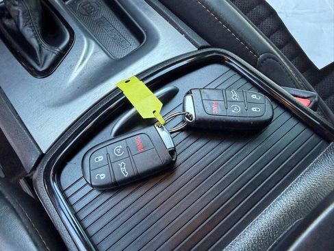 Used 2018 Dodge Charger R/T RWD image 75