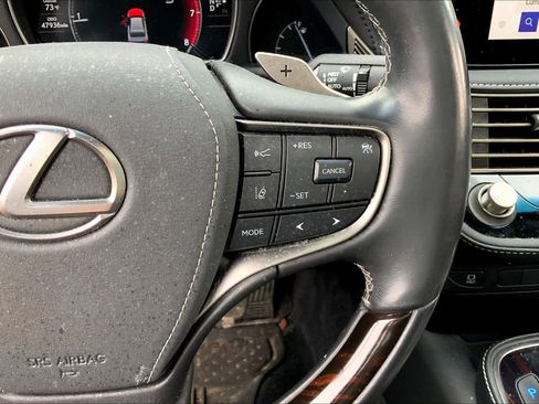 Certified 2023 Lexus LS 500 AWD w/ Interior Upgrade Package image 25