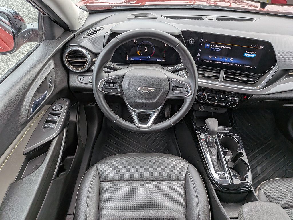 Certified 2024 Chevrolet Trax ACTIV w/ Driver Confidence Package FWD image 15