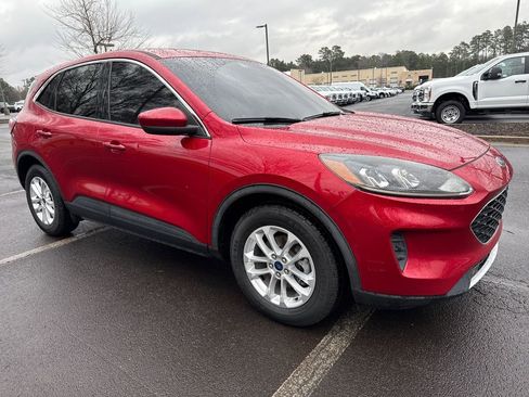 Used 2021 Ford Escape SE w/ Convenience Package image 1