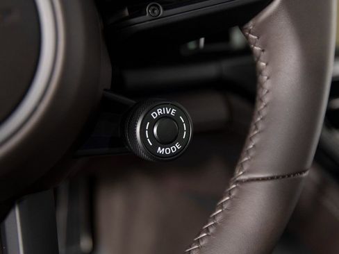 New 2026 Porsche Panamera Turbo image 27