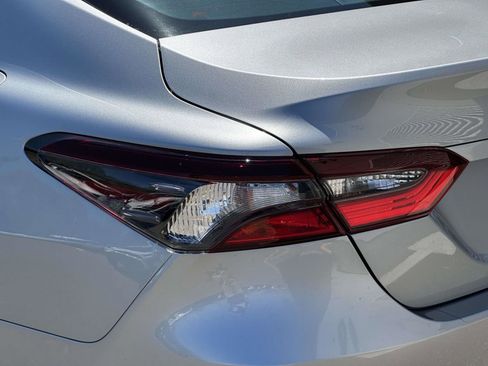 Used 2024 Toyota Camry LE FWD image 10