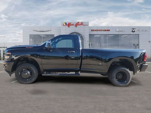 New 2026 RAM 3500 Tradesman AWD/4WD image 2