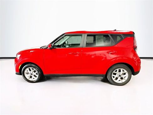 Used 2023 Kia Soul LX w/ Option Group 015 image 4