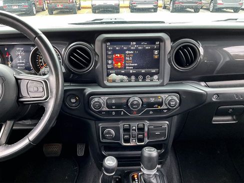 Used 2021 Jeep Wrangler Unlimited Sport image 9