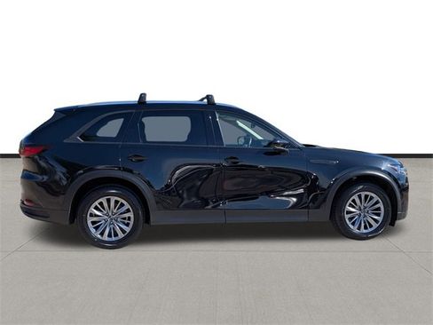 Certified 2024 MAZDA CX-90 3.3 Turbo w/ Preferred Package image 4